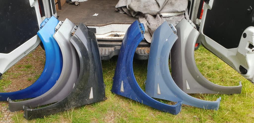 RENAULT MÉGANE SENIC VOORSCHERMEN BJ 2003 TOT 2006, Auto-onderdelen, Gebruikt, -, -, Ophalen of Verzenden