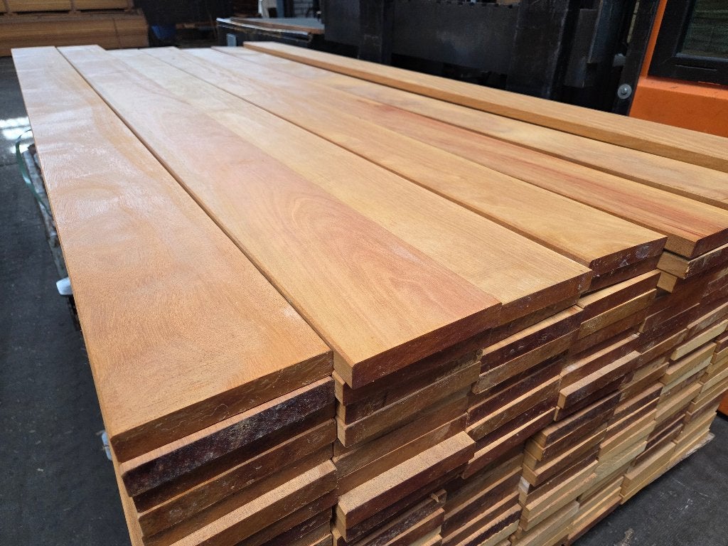 35 paquets de terrasses Bilinga 22 x 145 mm - Soldes, Jardin & Terrasse, Neuf, Bois dur, 250 cm ou plus, Enlèvement ou Envoi