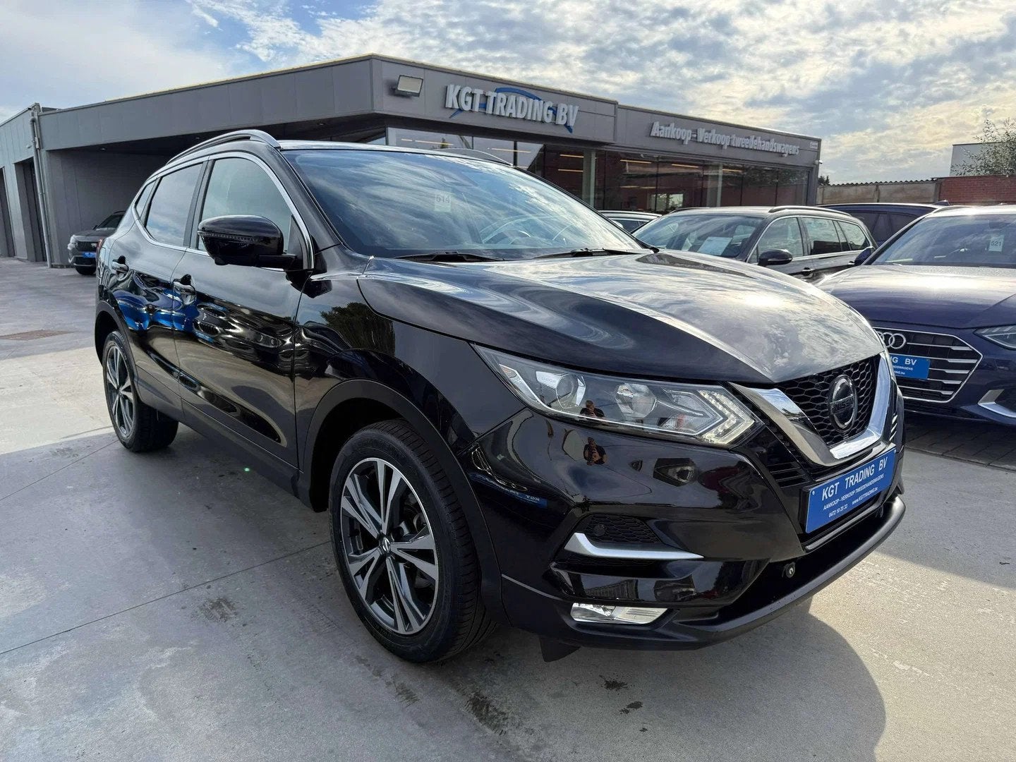 Nissan QASHQAI 1.2i 115PK NAVIGATIE 360 CAMERA PANORAMA-DAK, Autos, 1197 cm³, Achat, Noir, 5 portes
