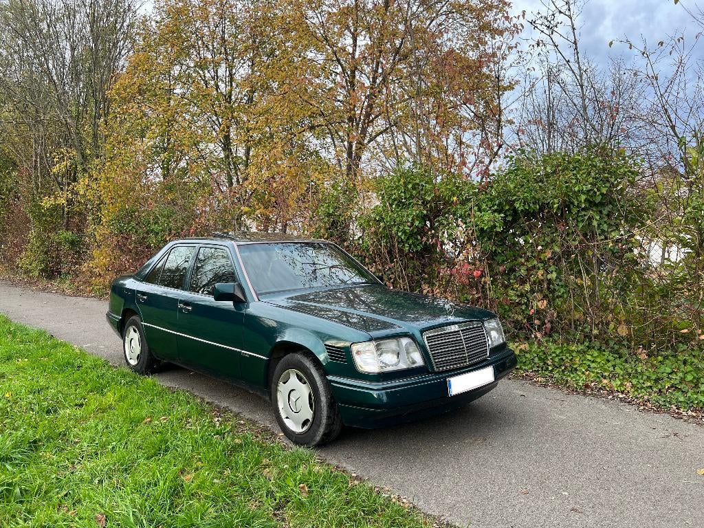 Mercedes E250 multiklepper diesel 113PK oldtimer gekeurd, Auto's, Mercedes-Benz, Particulier, E-Klasse, ABS, Airbags, Alarm, Centrale vergrendeling