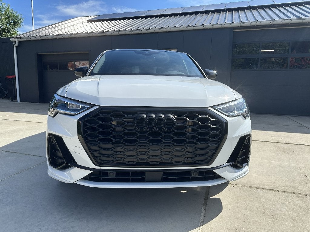 Audi Q3 Sportback S-line 45TFSI PHEV !!VERKOCHT/VENDU/SOLD!!, Autos, Audi, Achat, Entreprise, Carnet d'entretien, Noir