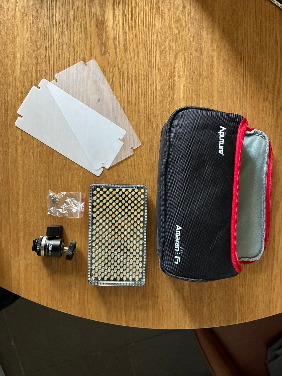 Aputure Amaran AL-F1/F7 video led light | perfecte conditie, TV, Hi-fi & Vidéo, Aputure, Autres types, Enlèvement, Comme neuf