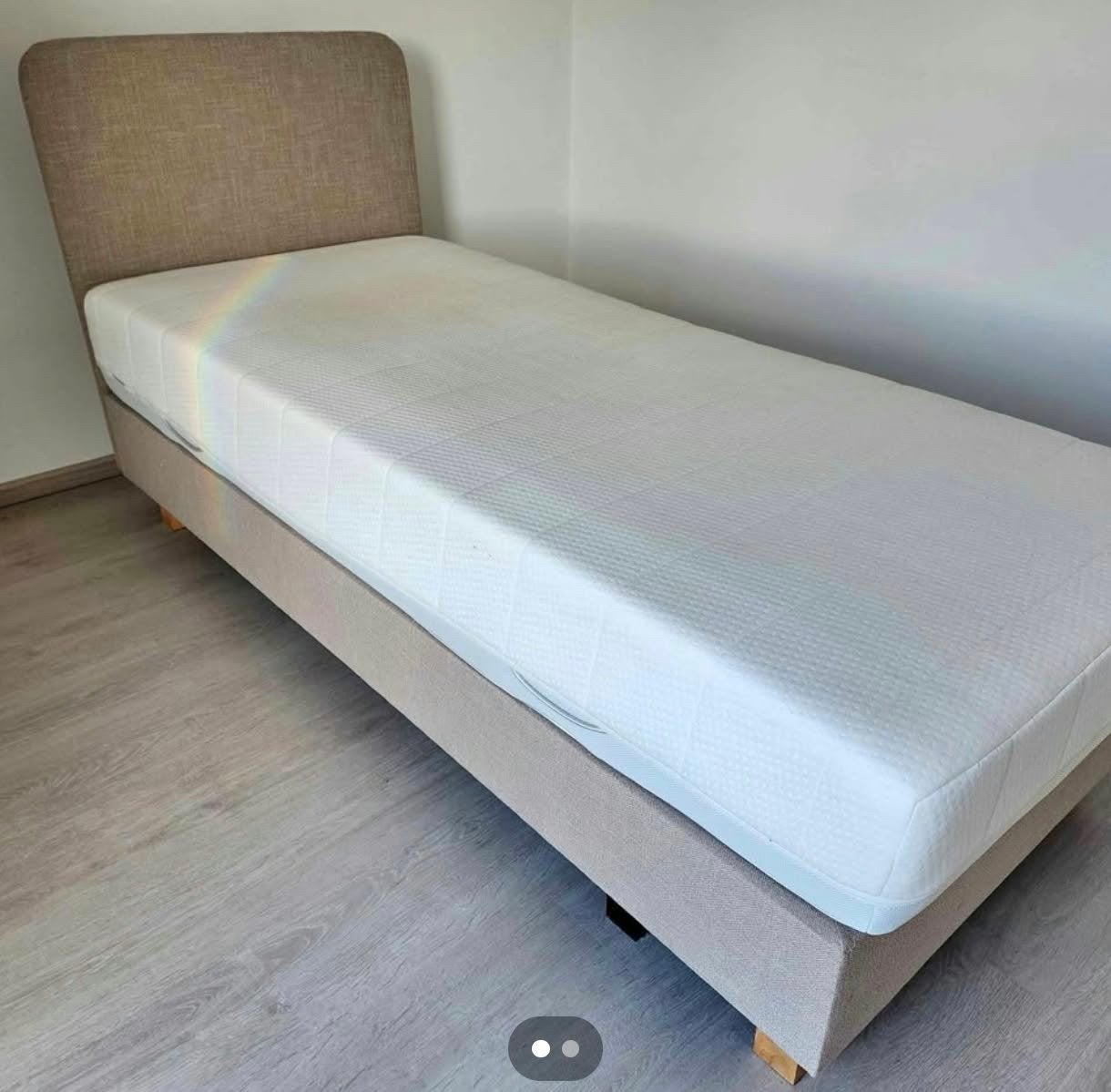 Lit boxspring d une personne, Enlèvement, Comme neuf, Une personne