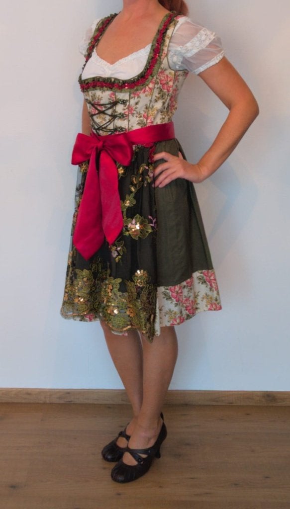 Dirndl maat 36-38, Kleding | Dames, ANDERE, Ophalen of Verzenden, Zo goed als nieuw, Kleding