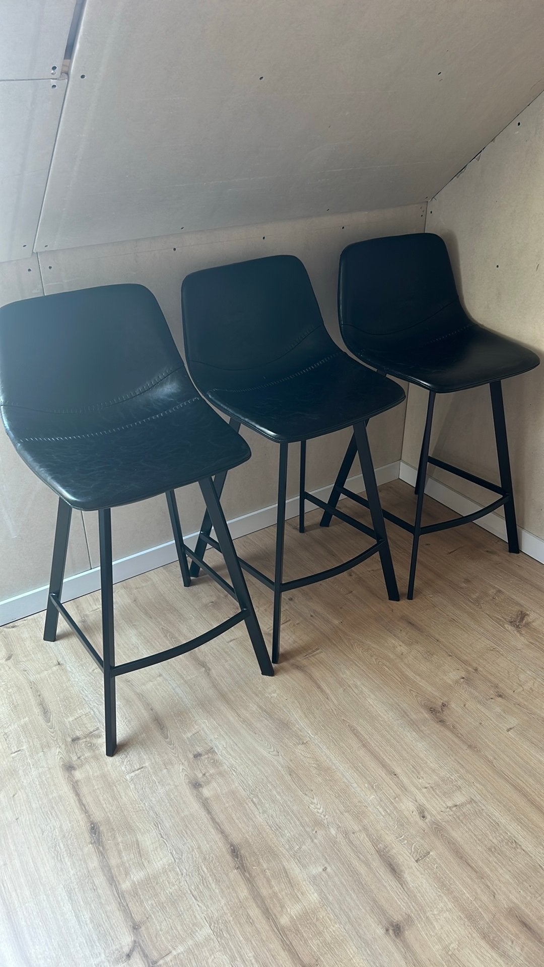 Barstoelen (keukeneiland), Huis en Inrichting, Barkrukken, Ophalen, Zo goed als nieuw