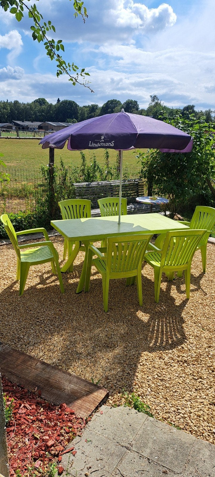 Table et 6 chaises de jardin., Jardin & Terrasse, Parasols, Enlèvement