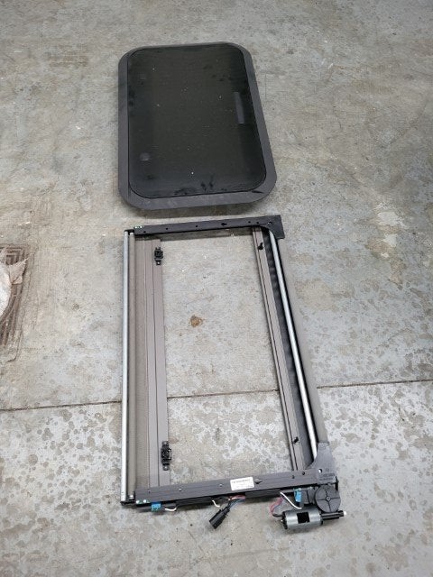 Fenêtre de toit électrique DAF, Enlèvement, Utilisé, DAF, Vitres et Accessoires