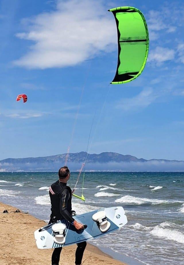 KITESURFSET 14m², 10,5m² + 140cm Board in perfecte staat, Watersport en Boten, Kitesurfen, Zo goed als nieuw, Kitesurf-set, Ophalen