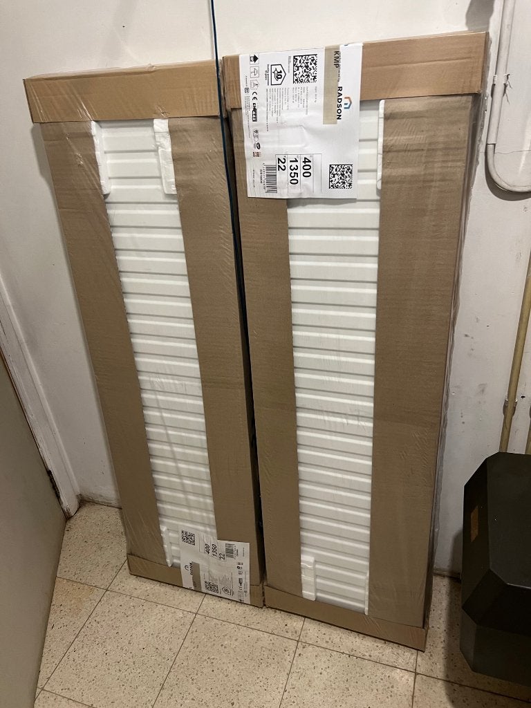 Radiator RADSON - nieuw in originele verpakking, Doe-het-zelf en Bouw, Ophalen, 30 tot 80 cm, Radiator, Nieuw