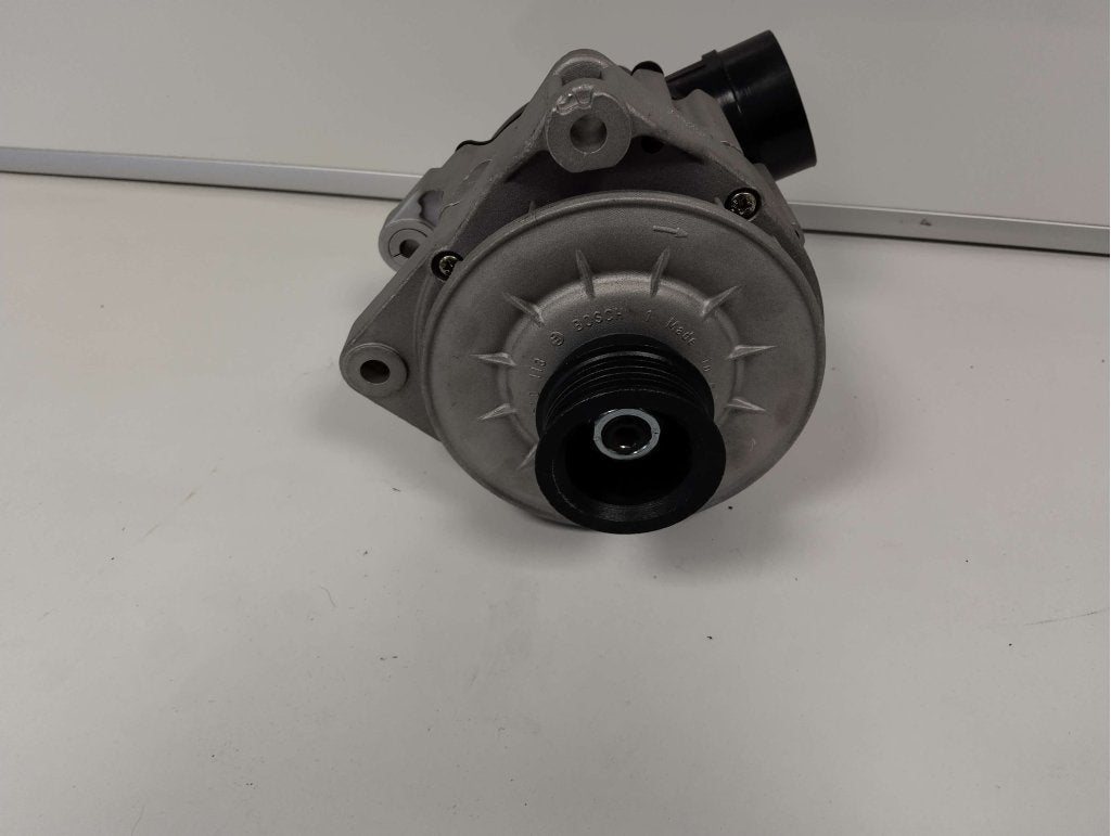 BMW 3 serie E36 5 serie E34 6 cyl Ruil dynamo NIEUW, Autos : Pièces & Accessoires, Électronique & Câbles, BMW, Révisé, Enlèvement ou Envoi