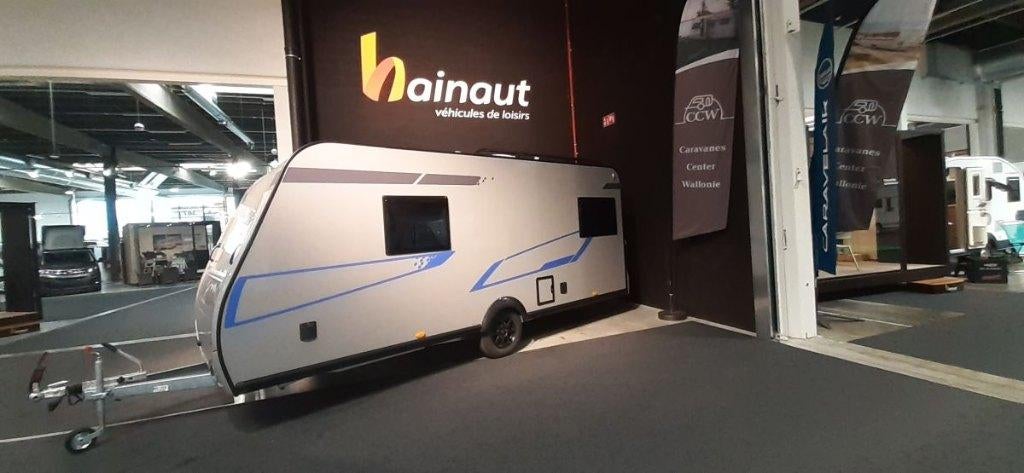 CARAVELAIR SPORTLINE 480, Entreprise, Lit fixe, Roue de secours, Caravelair