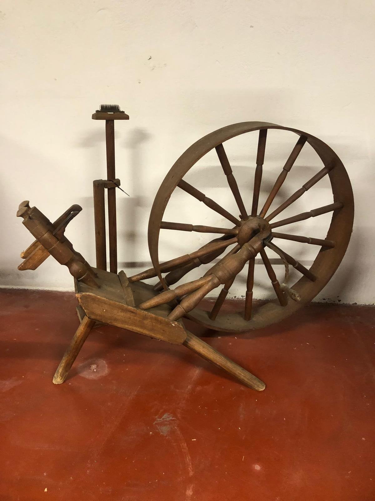 Spinnenwiel antiek, Ophalen, Gebruikt