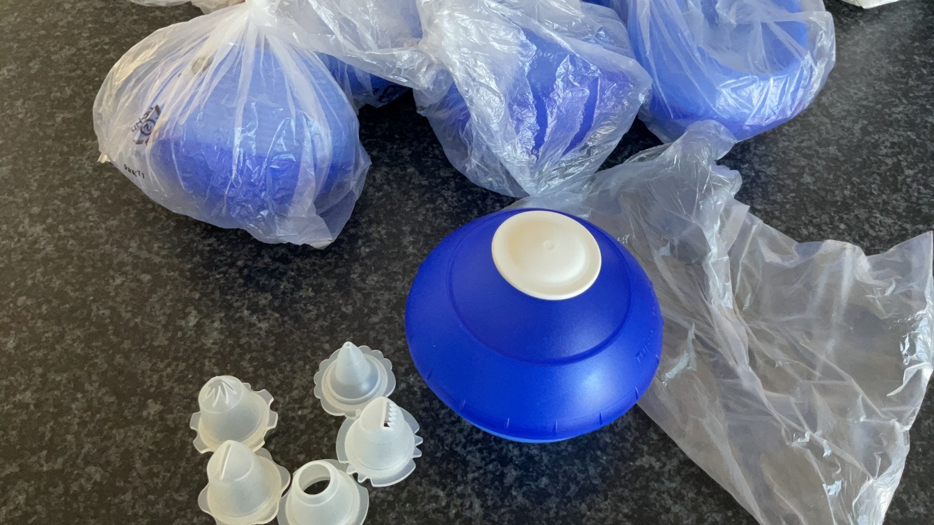 Slagroom bol tupperware, Maison & Meubles, Cuisine| Tupperware, Enlèvement ou Envoi, Neuf