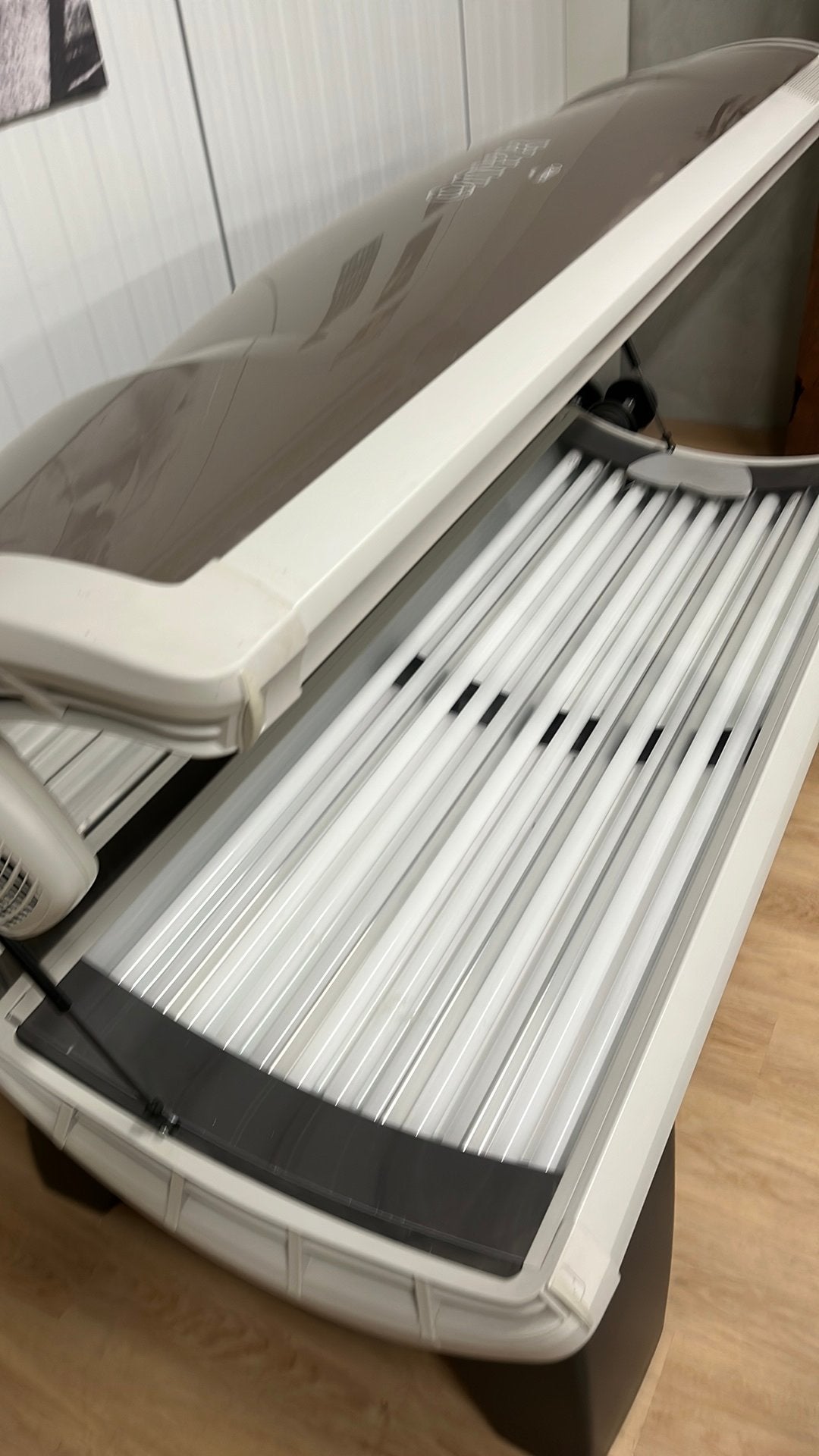 Zonnebank Onyx, Electroménager, Solarium, Banc solaire & Bronzage facial, Enlèvement, Comme neuf, Solarium visage