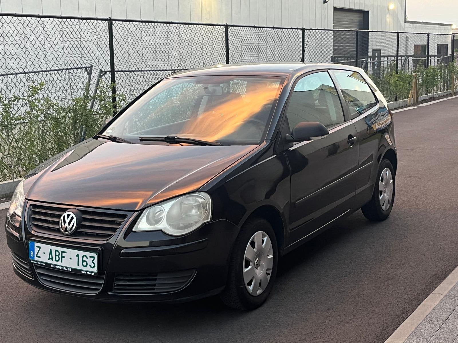 Volkswagen Polo 1.2 | 89.000 km | Gekeurd + Garantie, Auto's, Voorwielaandrijving, Stof, 1198 cc, Zwart