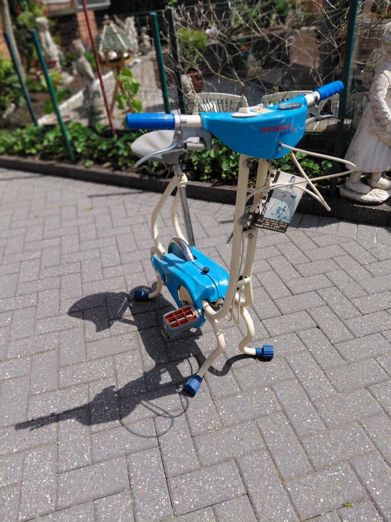 Vintage hometrainer, Enlèvement