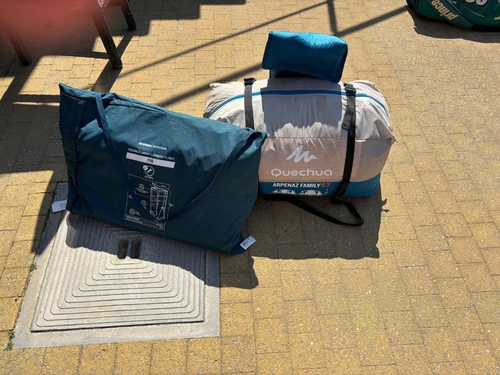 Quechua Arpenaz Family 6.3 + Quechua Campingkast t, Ophalen, Zo goed als nieuw, Tot en met 6