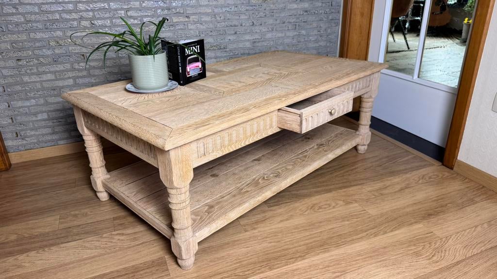 Salontafel in massief eiken hout, gezandstraald/ geluchtgomd, Enlèvement, Comme neuf