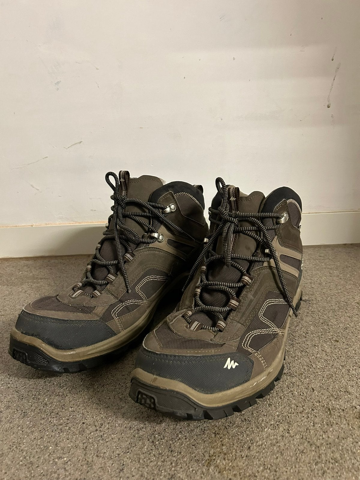 Quechua wandelschoenen m hiking 100 mid wtp it brown, Ophalen, Zo goed als nieuw