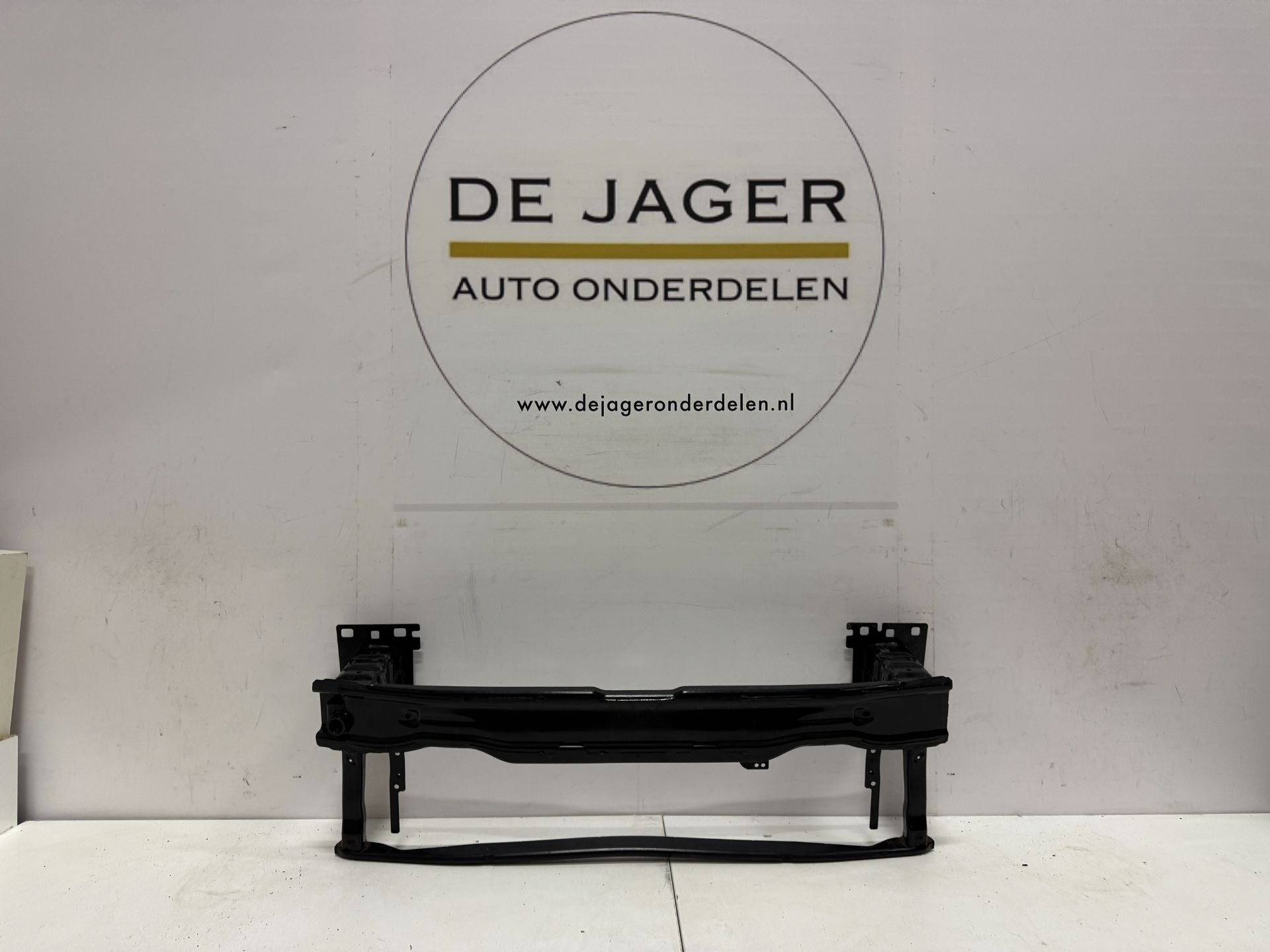 POUTRE DE RENFORT D'ABSORPTEUR DE PARE-CHOCS AUDI A3 8Y POUR, AUDI AG, Auto-Union-Strasse 1
85045  Ingolstadt, DE, Audi, Utilisé