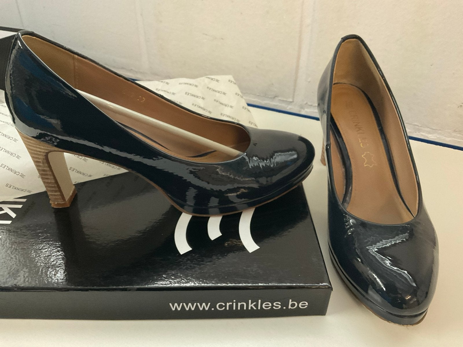Chaussures pour femmes, escarpins Crinkles taille 39, Enlèvement ou Envoi, Escarpins, Comme neuf, Bleu