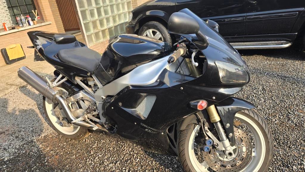 Yamaha R1, Motoren, Ophalen