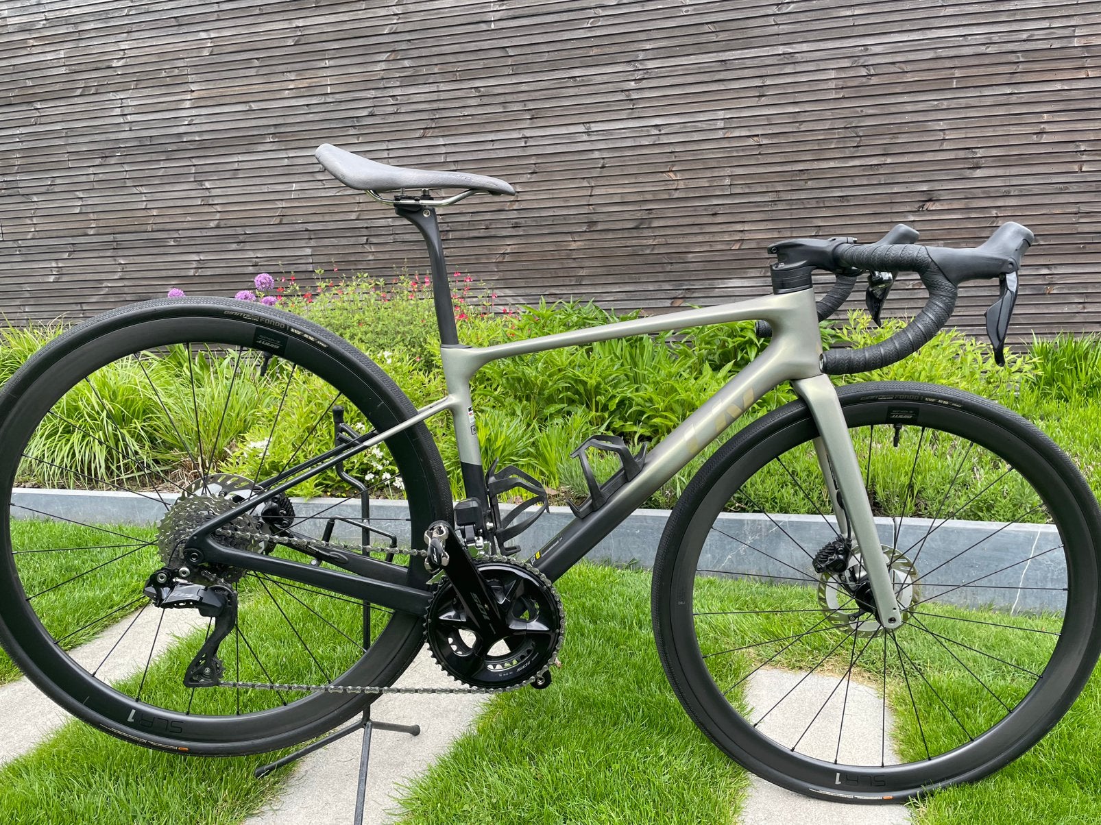 Koersfiets Merk LiV, Ophalen, 28 inch, Carbon, 49 tot 53 cm