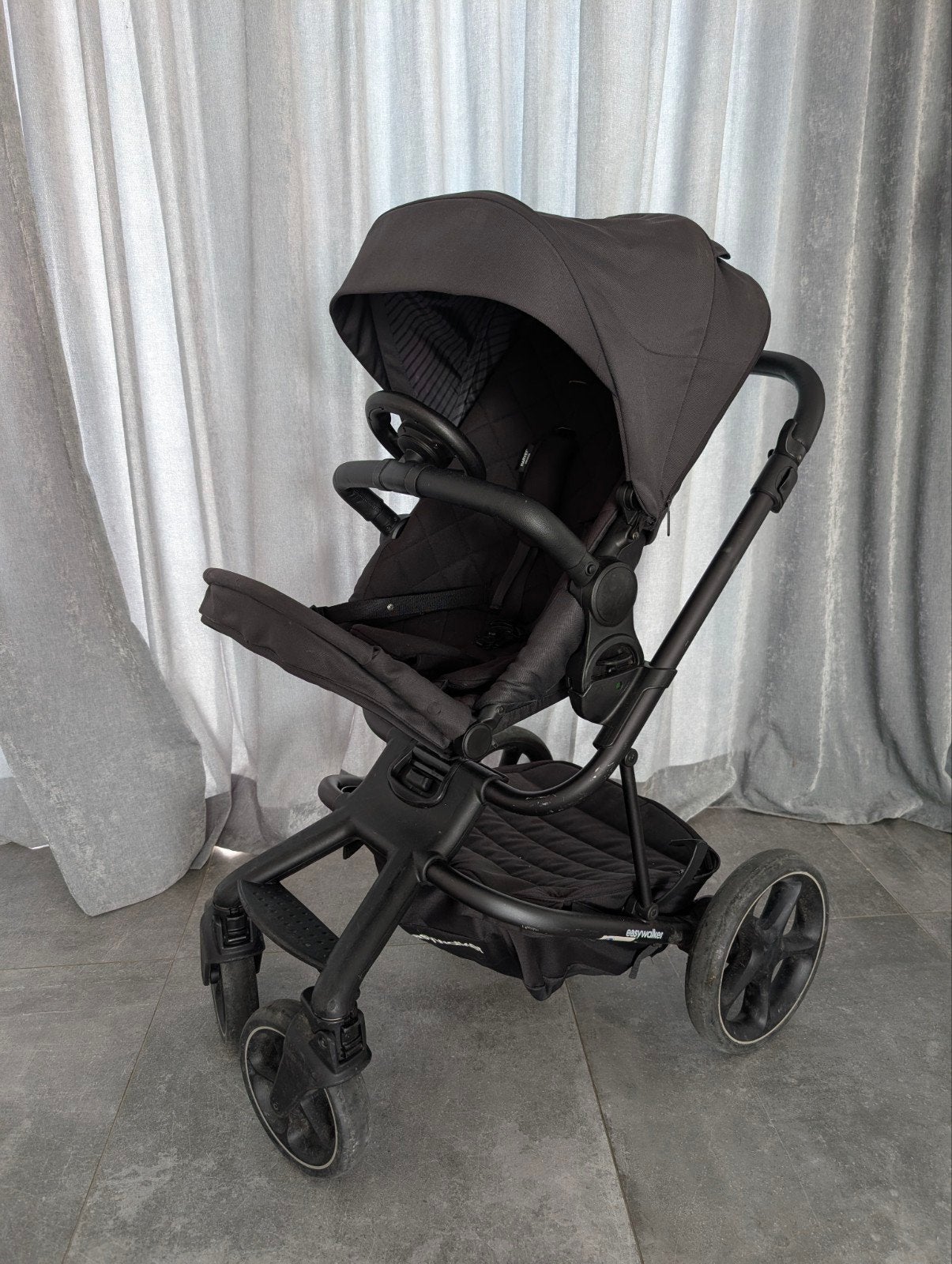 Easywalker Harvey Premium, Ophalen, Regenhoes