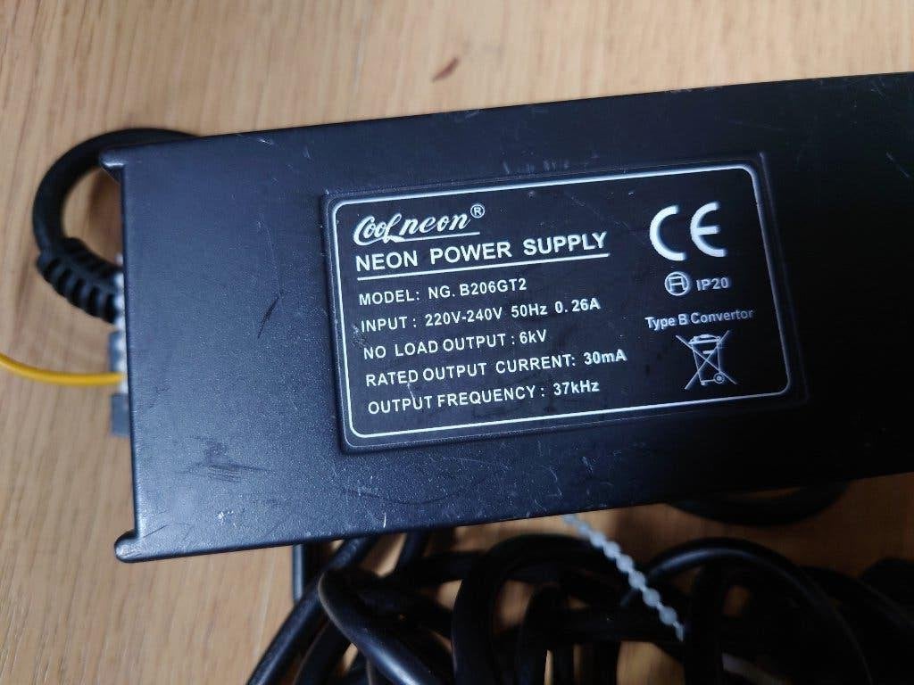 Coole Neon transformator 6.000 volt 6 kV 6000 v 30 mA, Ophalen of Verzenden, Gebruikt