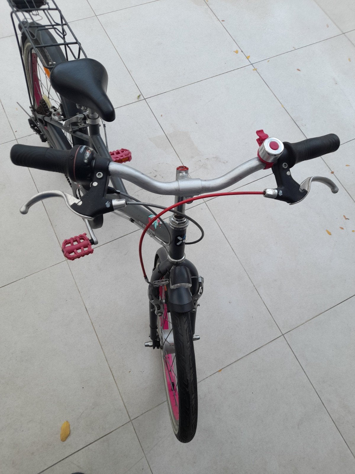 Meisjesfiets 20 inch als nieuwe, Fietsen en Brommers, Ophalen, 20 inch