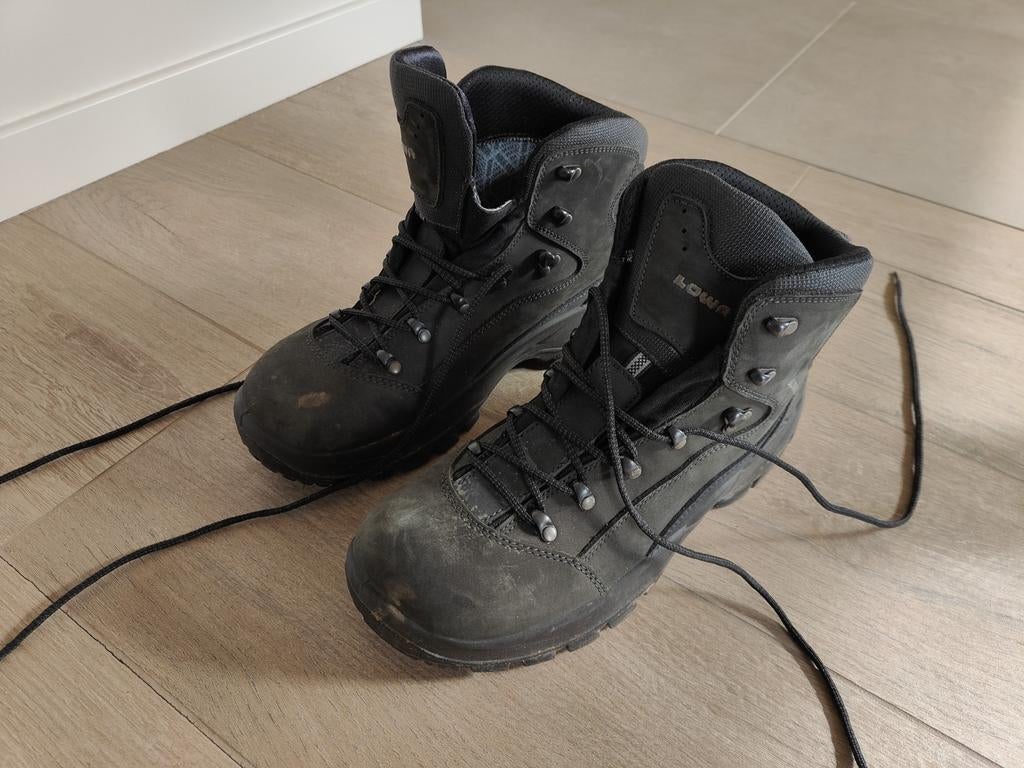 Veiligheidsschoenen maat 45 Lowa navy, Ophalen