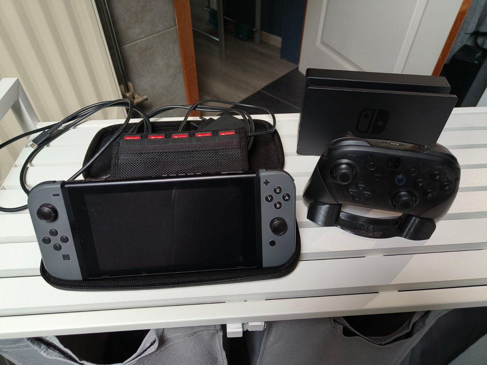 Nintendo Switch, Met games, Met 2 controllers, Zo goed als nieuw, Ophalen