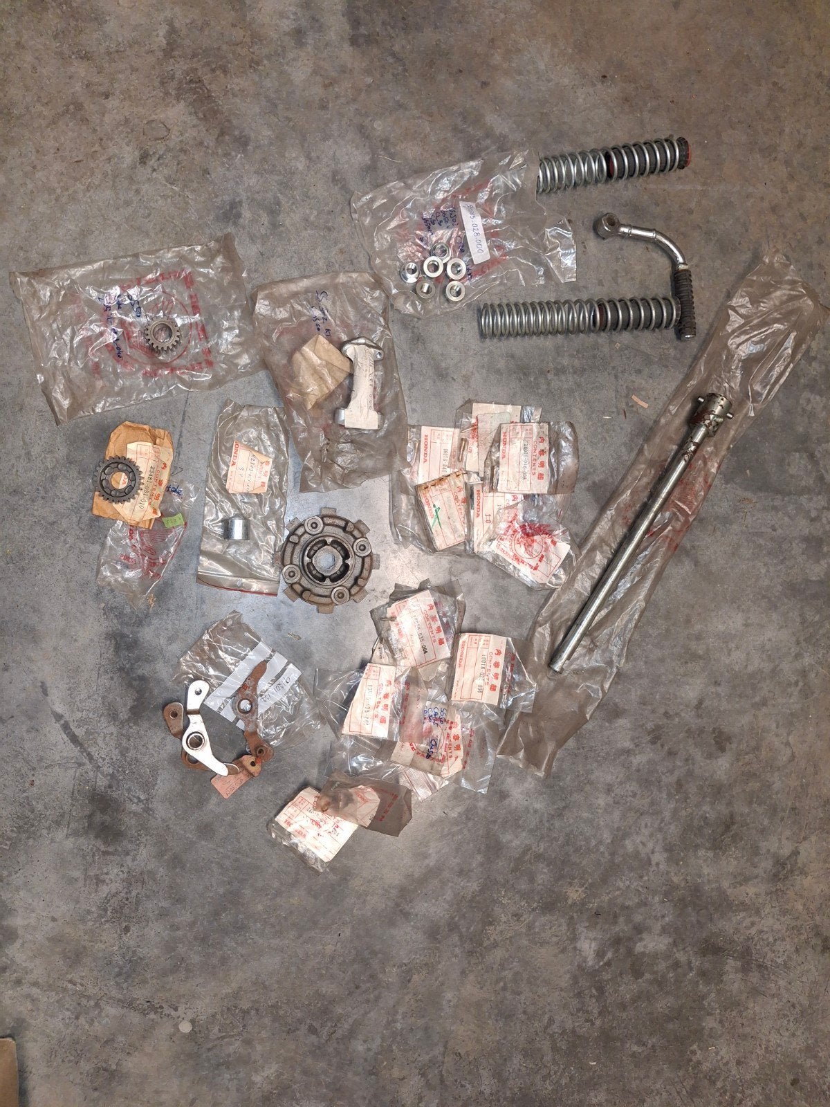 Honda SS50 lotje NOS onderdelen, Ophalen of Verzenden, Nieuw