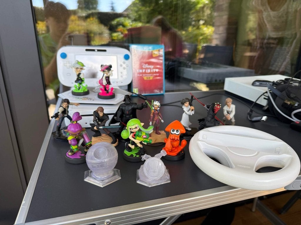 Wii U avec gamepad, infinity 3D et figurines, Enlèvement, Utilisé, Avec 1 manette, Avec jeux