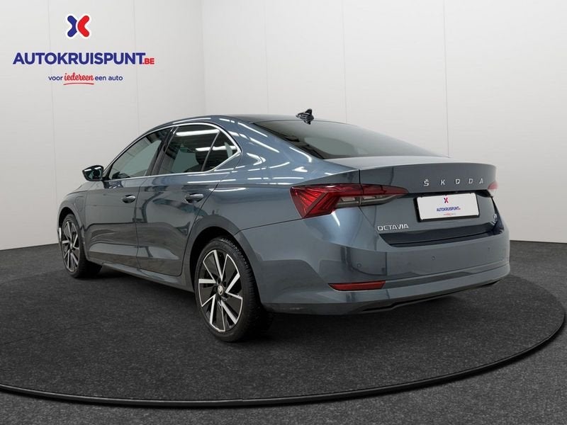 Skoda Octavia 1.4TSI iV Ambition DSG PHEG, Auto's, Stof, Gebruikt, 4 cilinders, Parkeersensor
