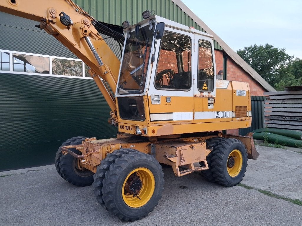 Liebherr A900 1990, Articles professionnels, Machines & Construction | Grues & Excavatrices, Enlèvement, Excavatrice