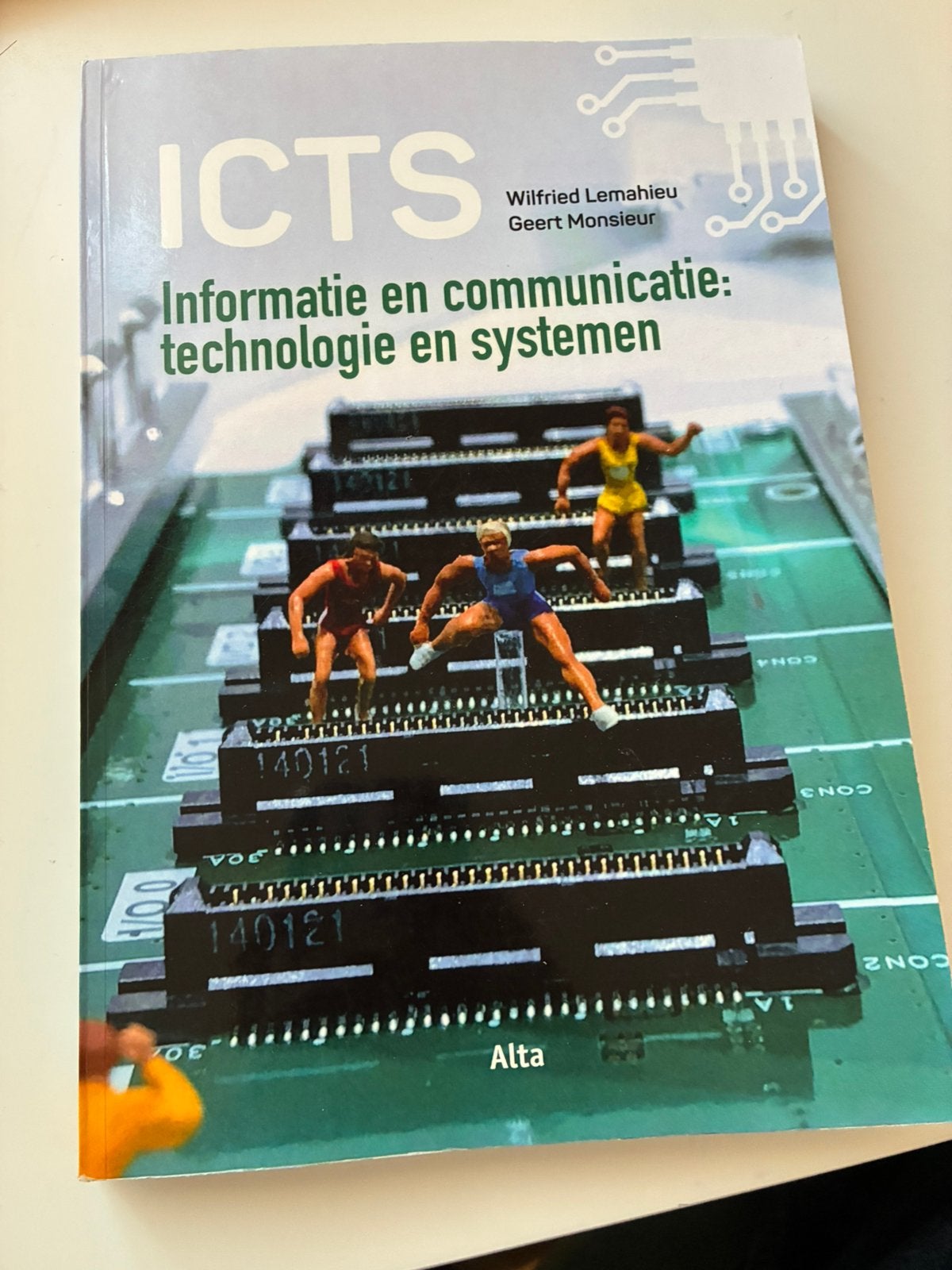 ICTS Informatie en communicatie: technologie en systemen, Enlèvement ou Envoi, Comme neuf