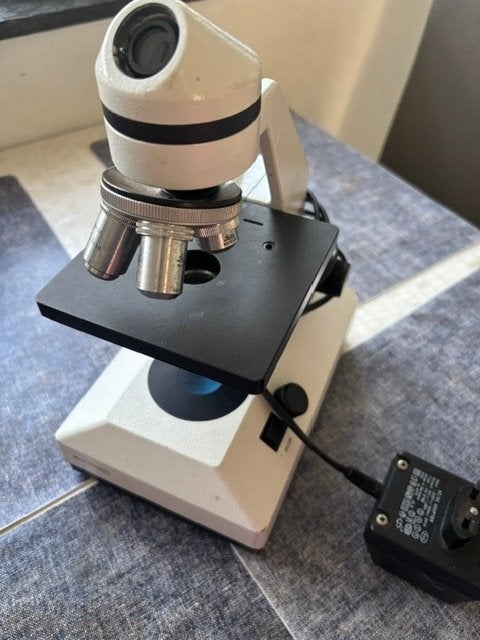 microscope, Enlèvement, Utilisé