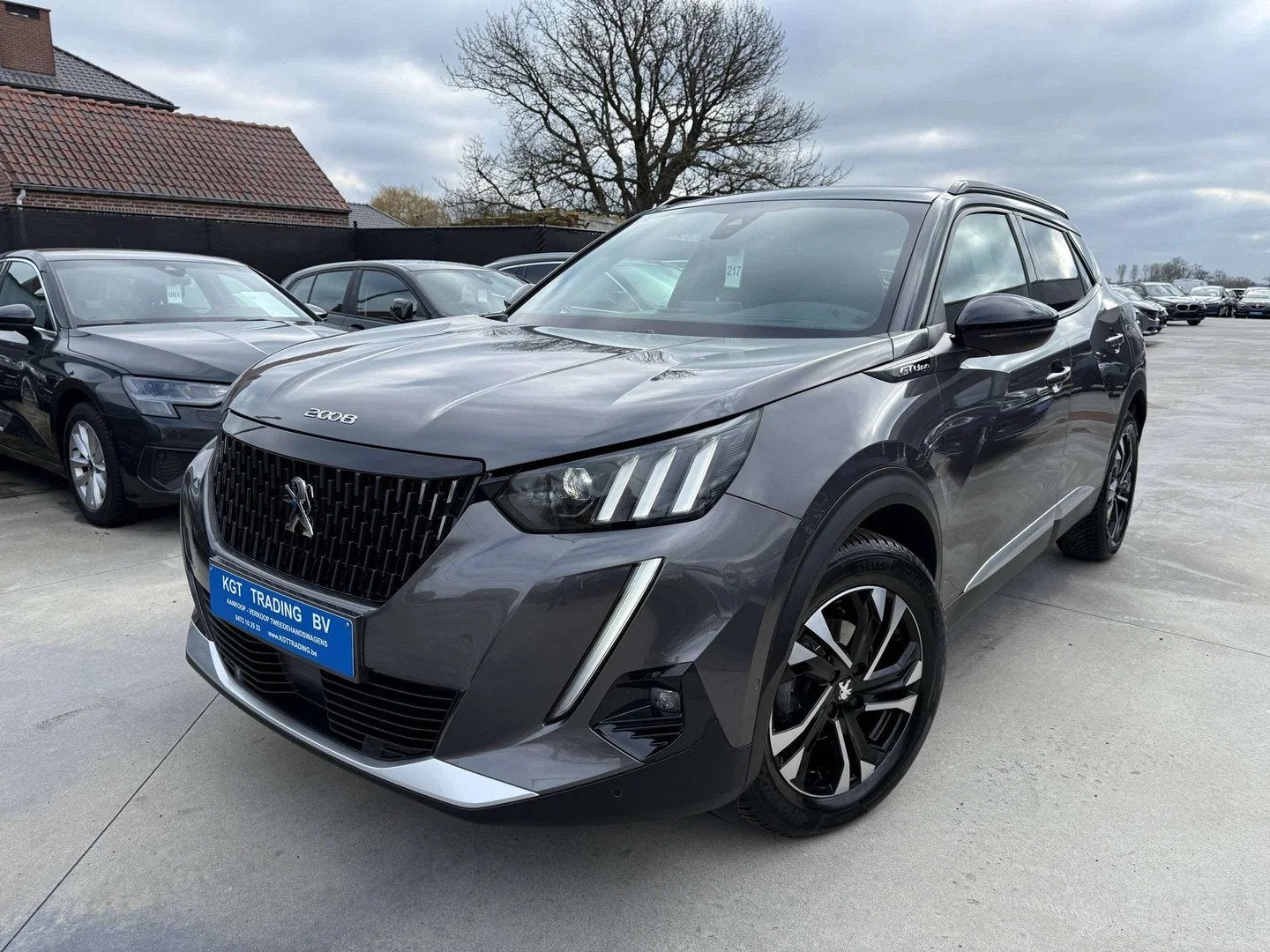 Peugeot 2008 1.2i 130PK GT-LINE PANO-DAK CAMERA LEDER FOCAL, Auto's, Peugeot, Gebruikt, 1199 cc, 103 g/km, Leder