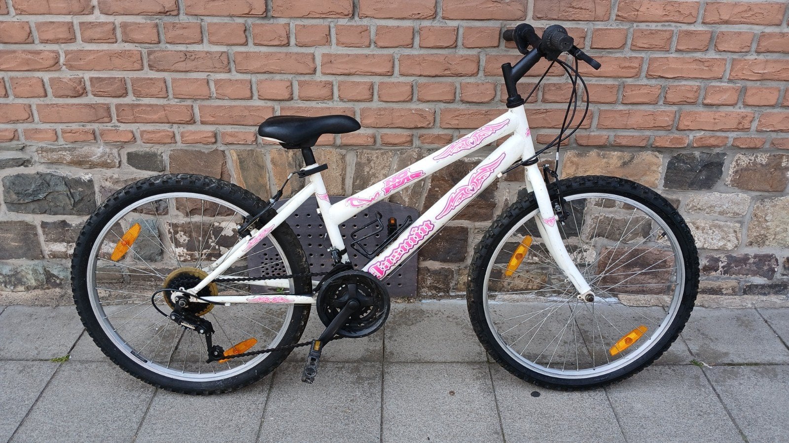 Vélo fille 24 pouces 7 vitesses bon état à discuter Liège, Vélos & Vélomoteurs, Vélos | Filles, 24 pouces