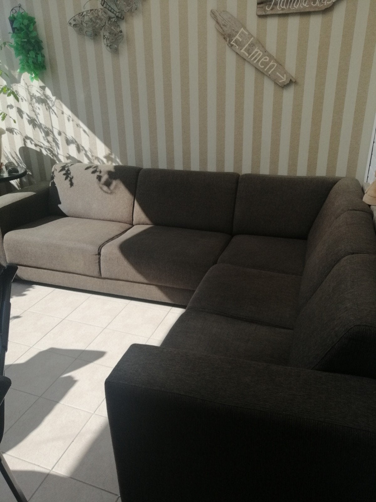 Hoeksalon, 2,50m op 2m.diepte 55 cm hoogte 50cm.Donkerbruin., Tuin en Terras, Tuinsets en Loungesets, Ophalen