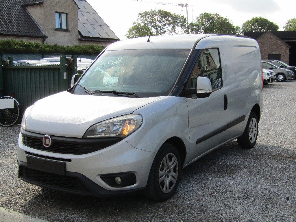 Fiat Doblo 1.6 JTD, Auto's, Voorwielaandrijving, Stof, Bedrijf, 2 zetels