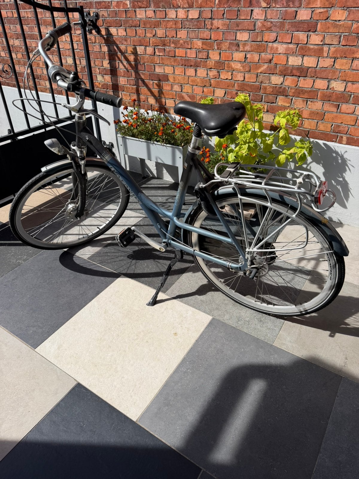 Vélo Batavus 28 pouces pour femmes avec engrenages, Vélos & Vélomoteurs, Enlèvement ou Envoi, Comme neuf, Batavus