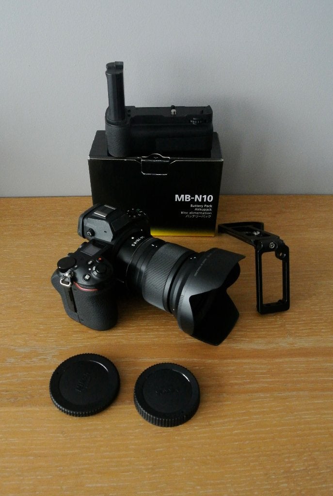 Nikon Z6II + Z24-70 f4S + MB-N10 Battery Pack + L plate set, Audio, Tv en Foto, Fotocamera's Digitaal, Ophalen, Bluetooth, Lensdop