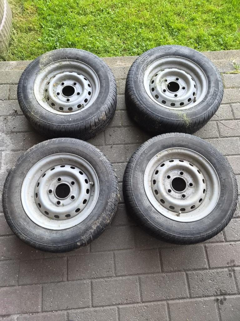 4 pneus montés sur jantes pour remorque, 4 Saisons, 185 mm, Pneu(s), Enlèvement