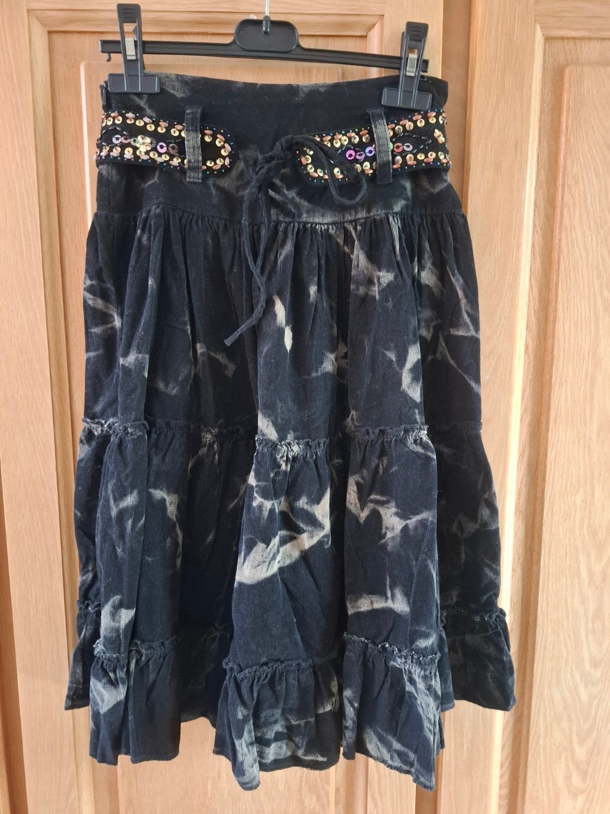 neuve jupe velours bohème noir beige 10A 140, Enfants & Bébés, Vêtements enfant | Taille 140, Neuf, Robe ou Jupe, Enlèvement ou Envoi