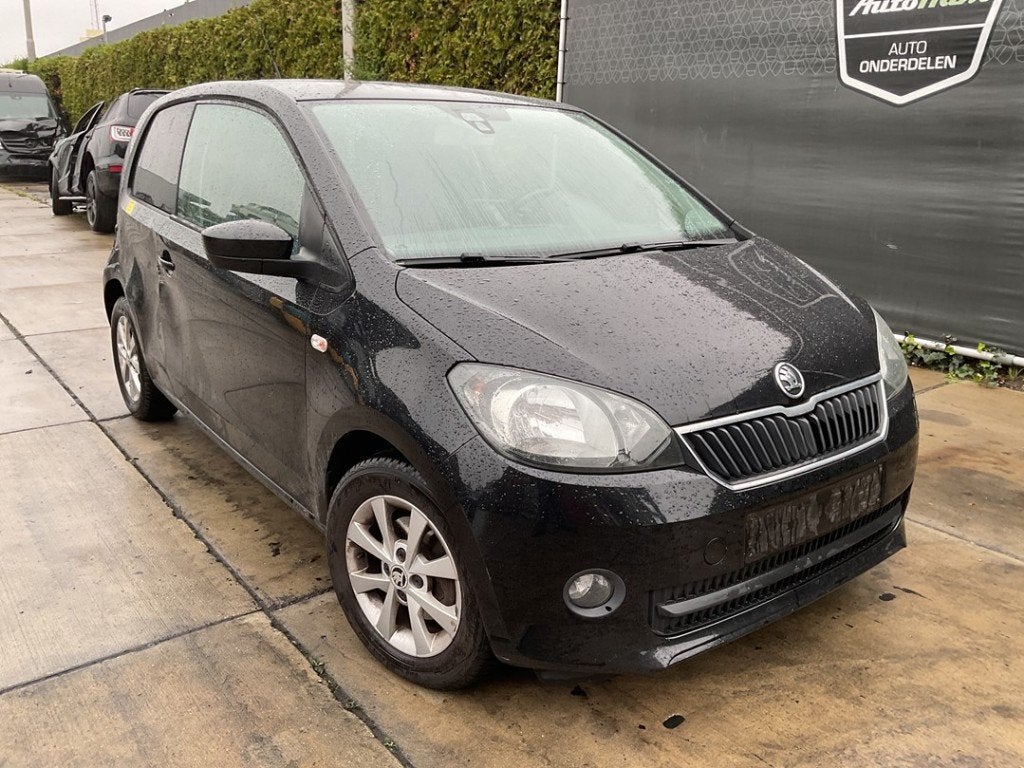 PIECES AVANT Skoda Citigo (01-2011/08-2019), Utilisé, Info@skoda-auto.de, Skoda, Max-Planck-Straße  3-5
64331  Weiterstadt, DE