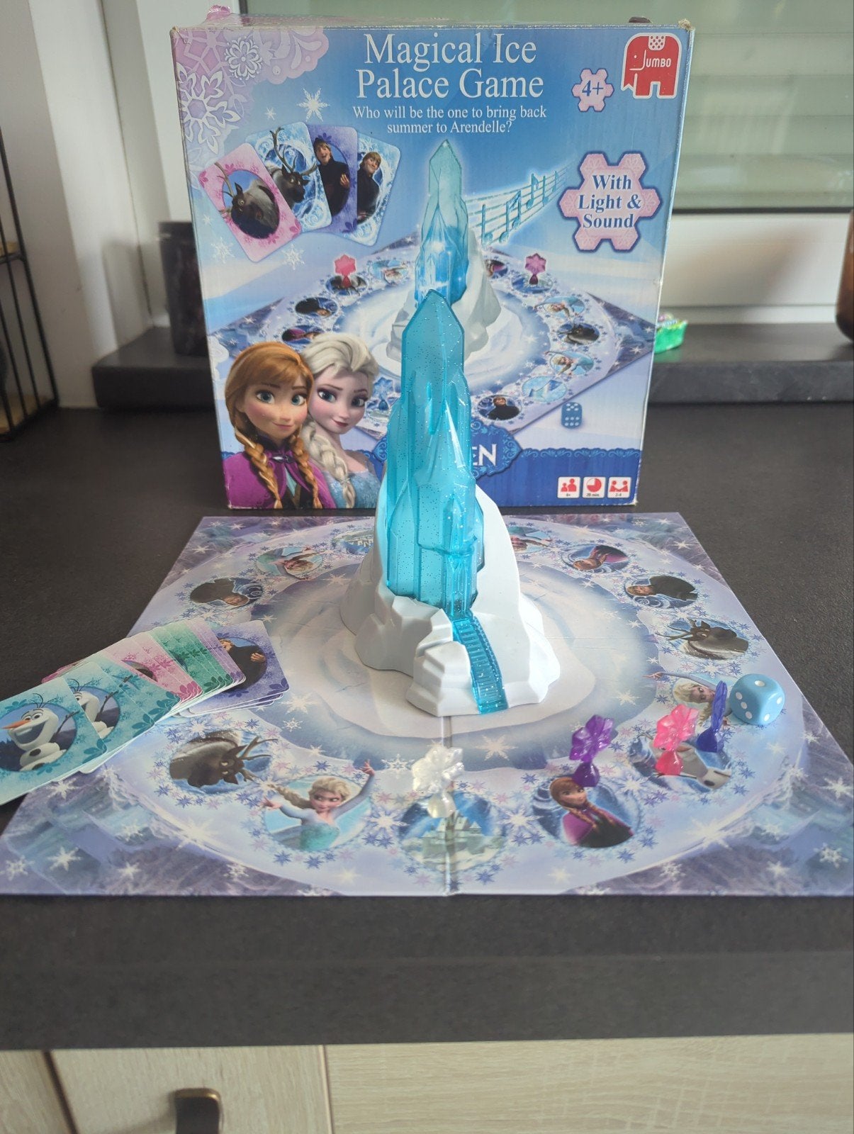 frozen Magical ice Palace game, Hobby en Vrije tijd, Gezelschapsspellen | Bordspellen, Ophalen, Jumbo, Zo goed als nieuw, Drie of vier spelers