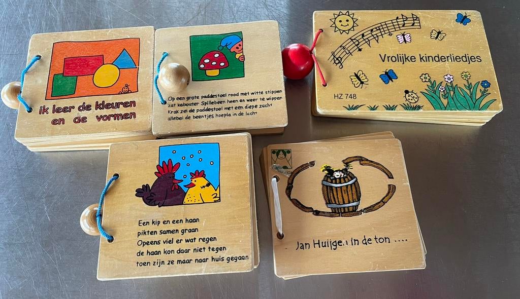 5 prachtige houten boeken (2 Janibejan), Ophalen of Verzenden, Gebruikt