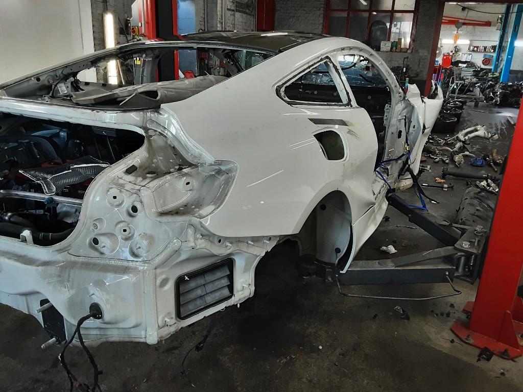 SPATBORD RECHTS ACHTER BMW 8 serie (G15) (01-2018/-), Auto-onderdelen, Gebruikt, Achter, BMW, Spatbord